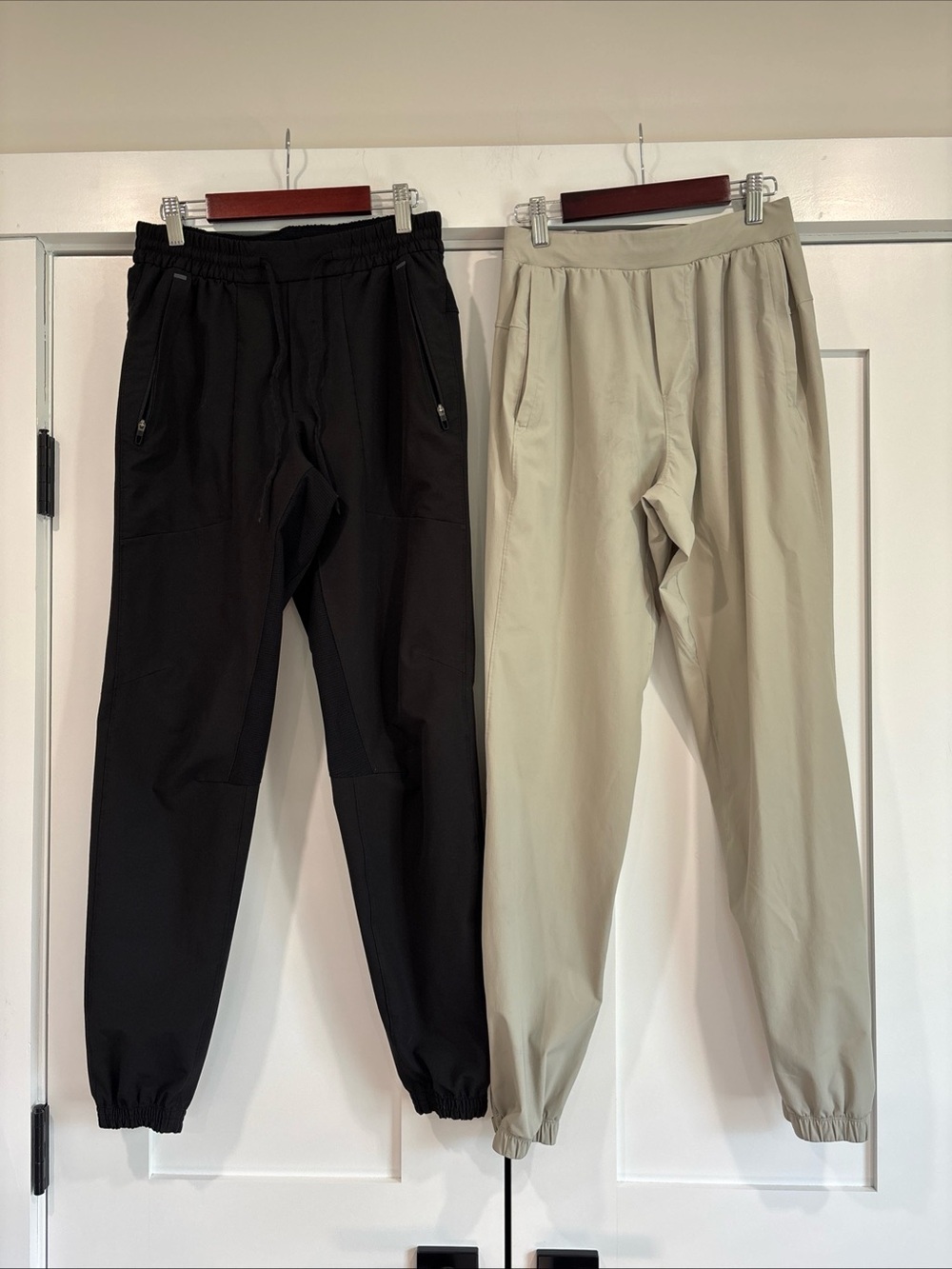 Lot Of 2 Mens Lululemon Joggers Size XS 28” Inseam Gray Black